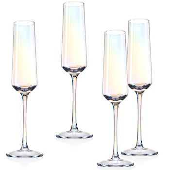 EComm: Graduation gifts worth the investment